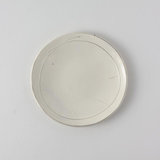 白釉 丸皿 葉 16.5cm
