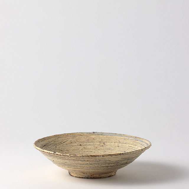 ベージュ　丸浅皿　17cm