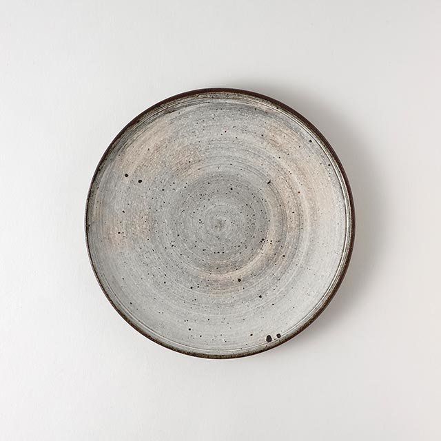 刷毛目 平丸皿 グレー/白(中) 19cm