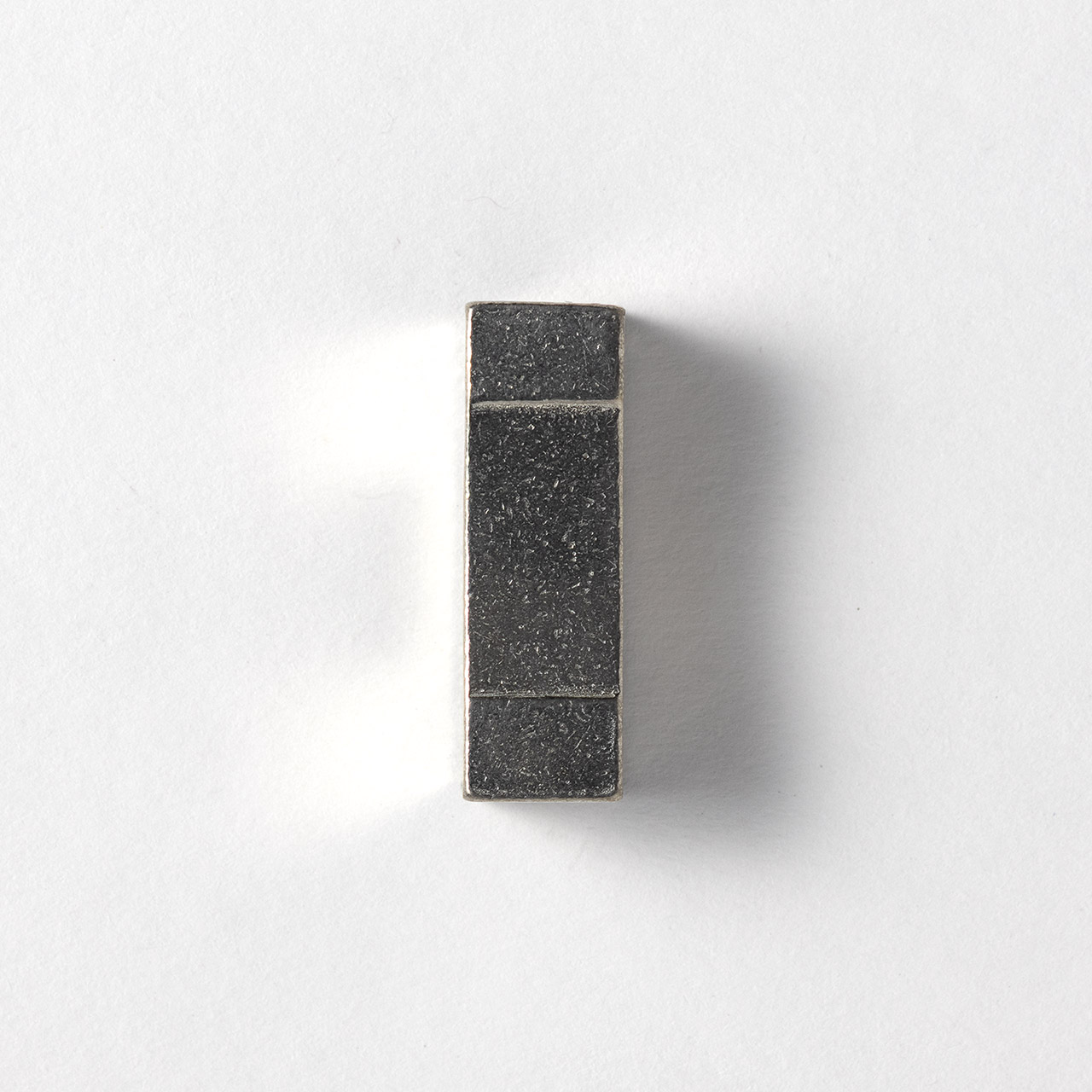 箸置　ピューター角窓