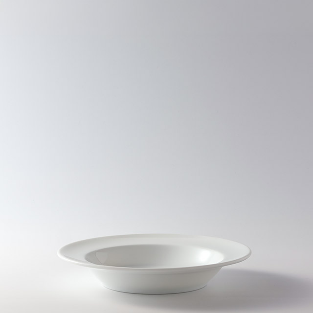 プリート白 26cm 丸プレート