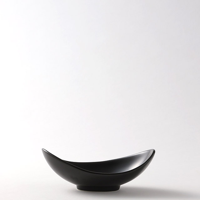 トルドル 楕円深ボール 黒マット15cm