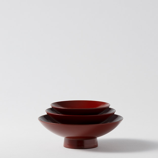 三段盃　古代朱