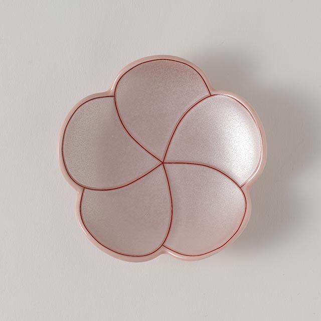 有田焼 捻り梅形9cm皿 ピンク(線細)