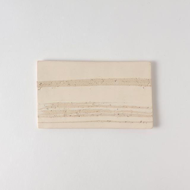 藤居奈菜江　フラットプレート白　16×9.5（S）