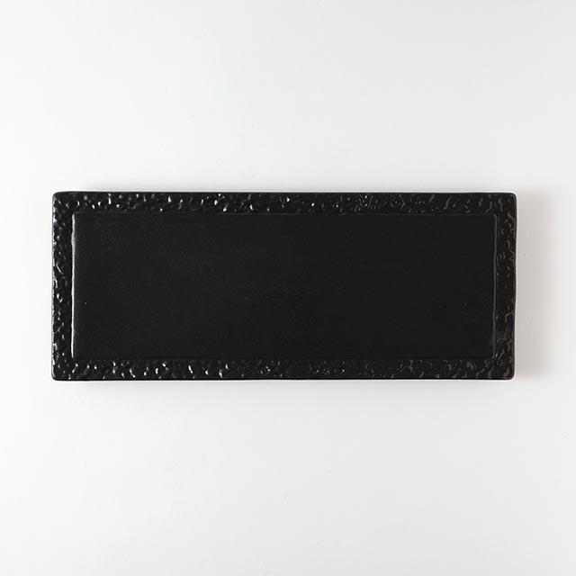 渕彫まな板皿　黒　32×13