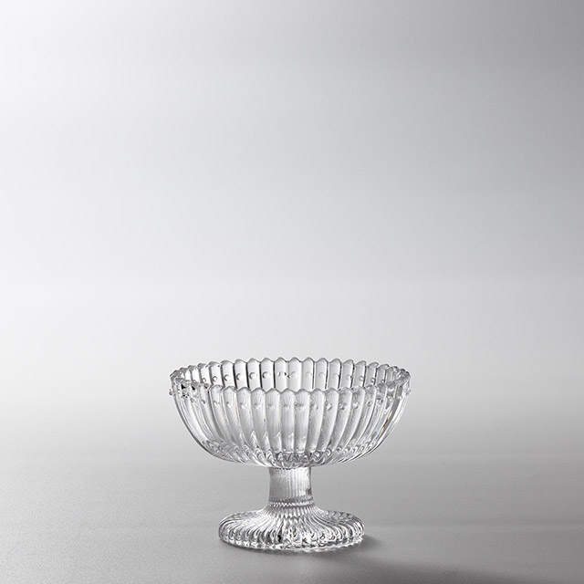 ガラス楕円脚付小付