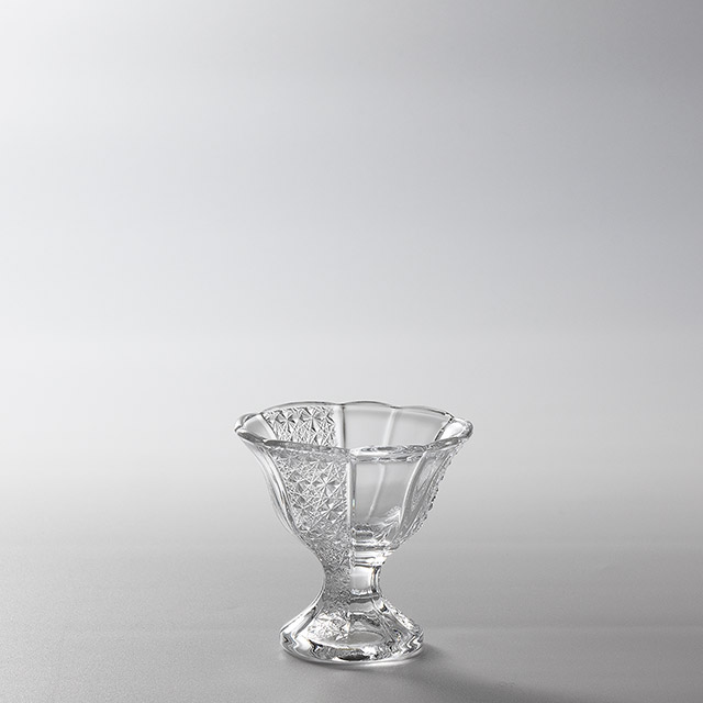 ガラス丸脚付小付