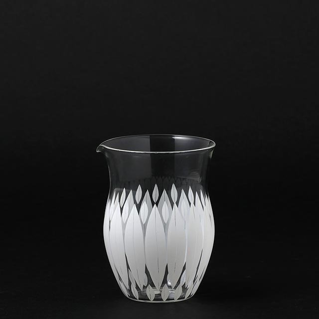 えむに　ガラス白リーフ　ピッチャー