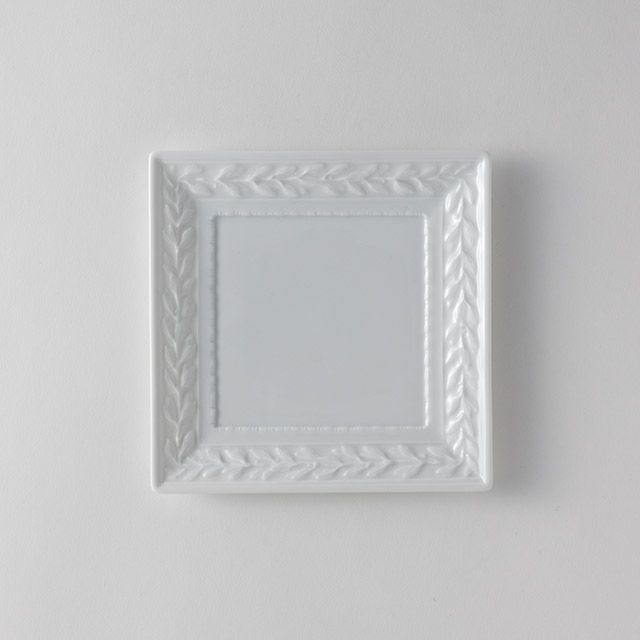 ベルナルド ルーブルスクエア皿(白)16cm