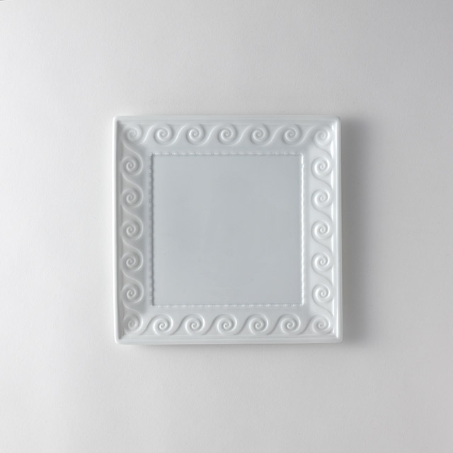 ベルナルド ルーブルスクエア皿(白)21cm