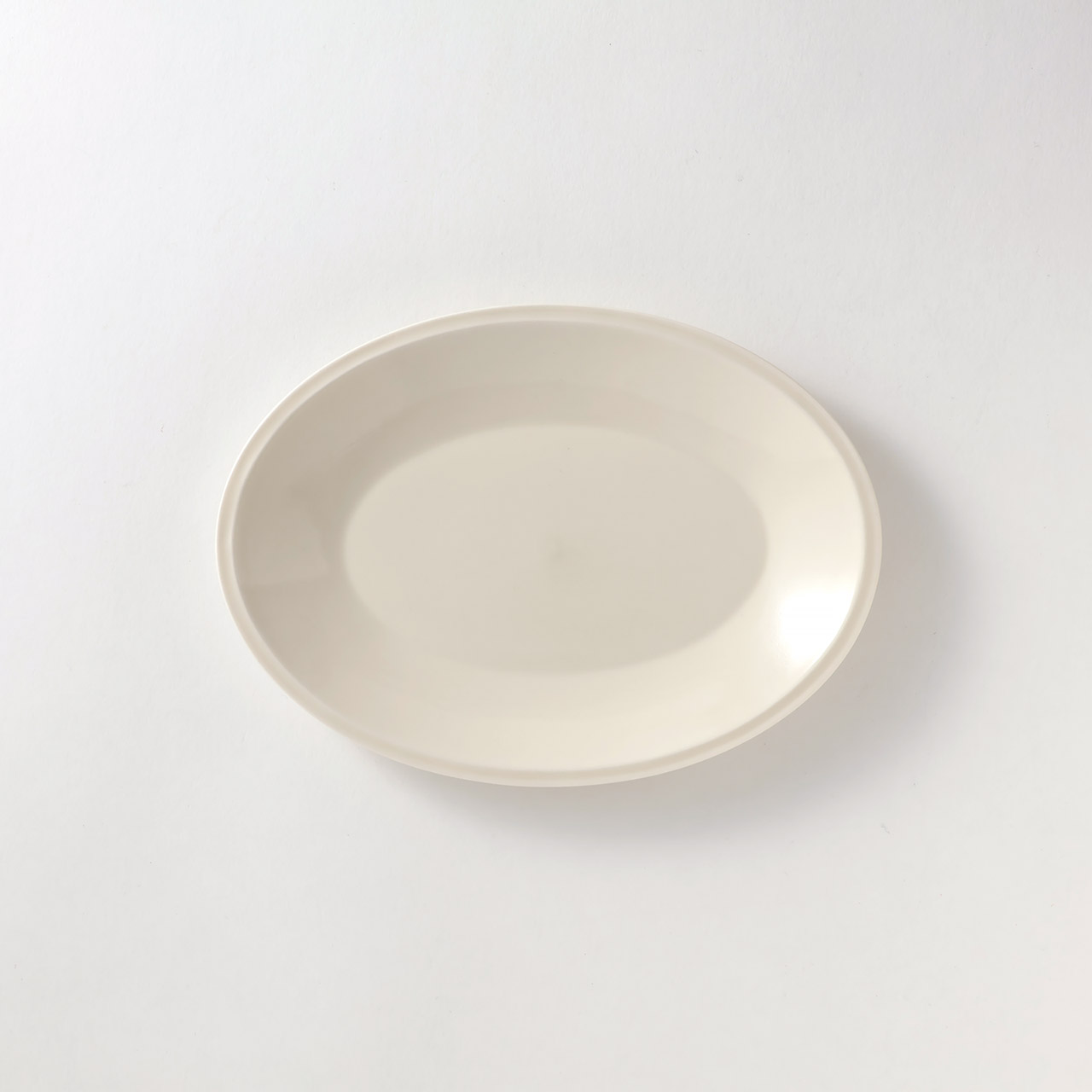 オーバルMプレート クチレ白