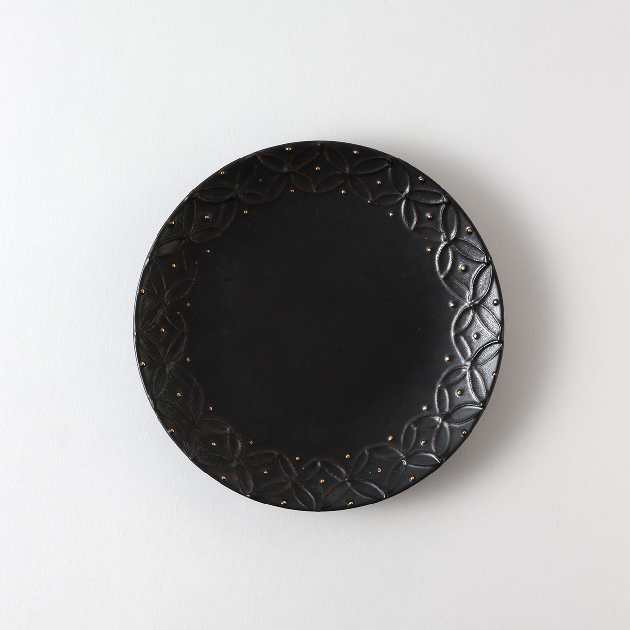 高島慎一　いっちん七宝皿　黒・金