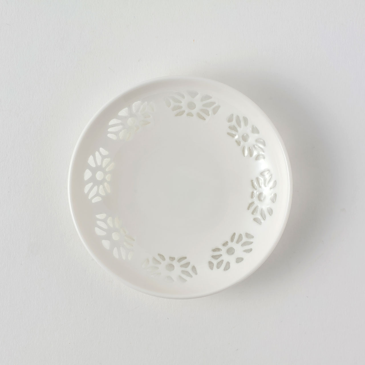 ほたる小皿 華 白