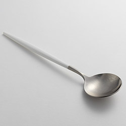 Cutipol　ディナースプーン　ゴア　白