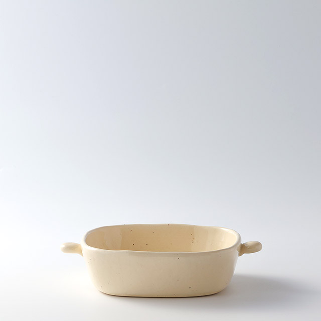 スクエアグラタン皿16cm クリーム色