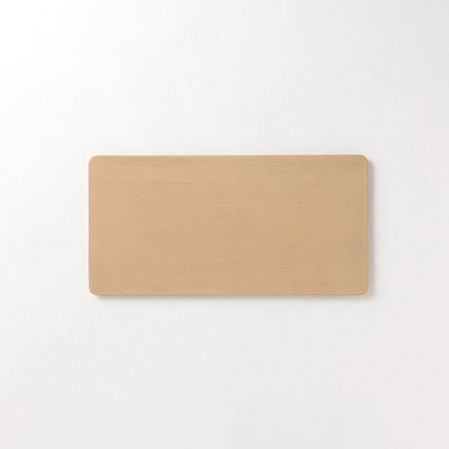 菅原利彦　漆長方形シート（象牙）