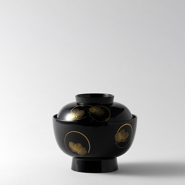 漆　光輪松（内赤）黒雑煮椀