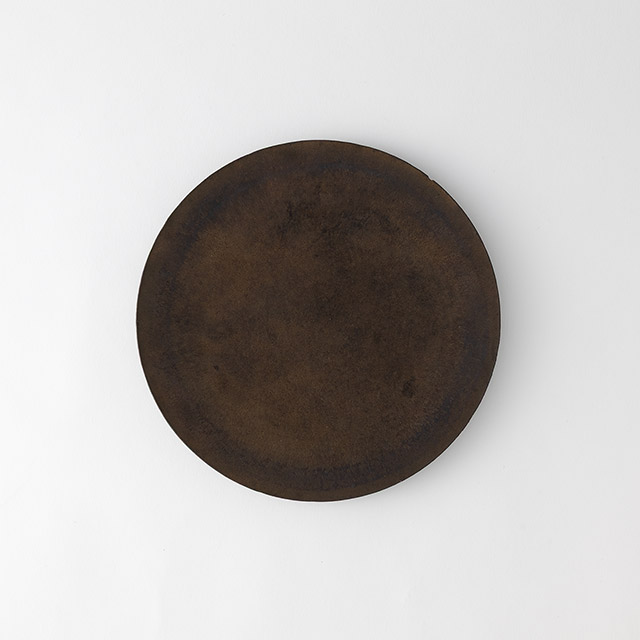 橋本忍 赤銅フラットプレート26.5cm カケ有