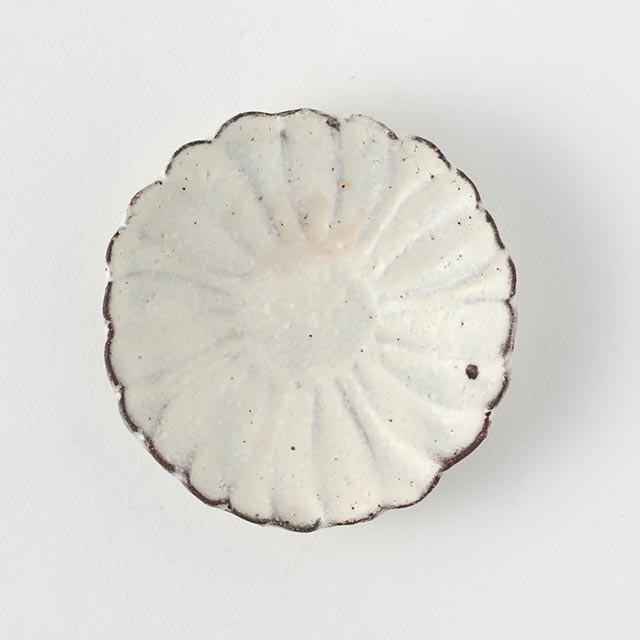 村上直子 オフホワイトマーガレット7cm小皿