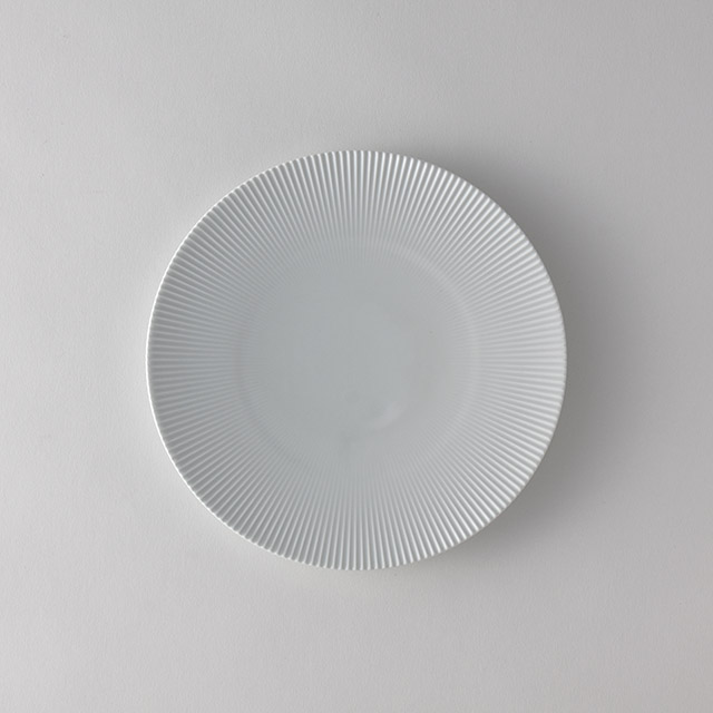 李荘窯 しのぎ白丸皿17.5cm