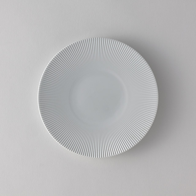 李荘窯 しのぎ白丸皿20.5cm