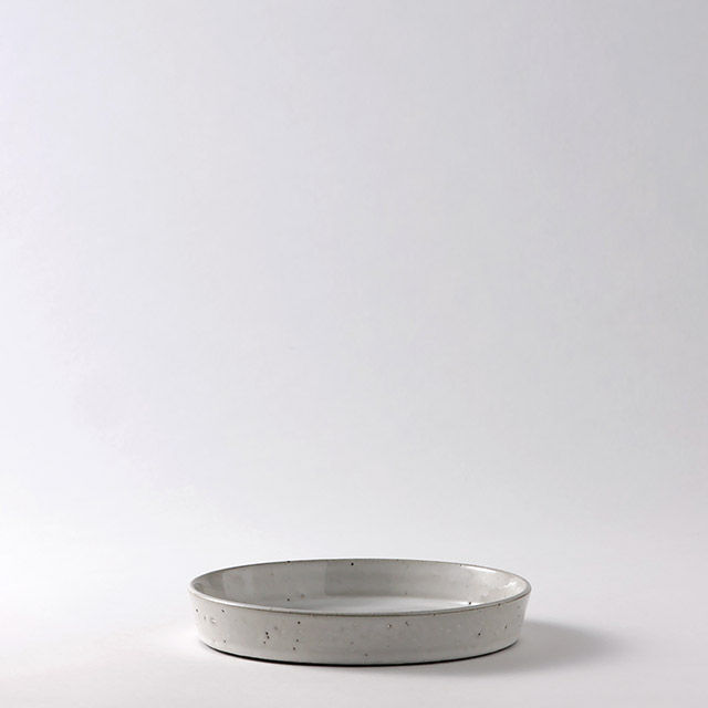 丸平皿M　白15.5　常滑焼