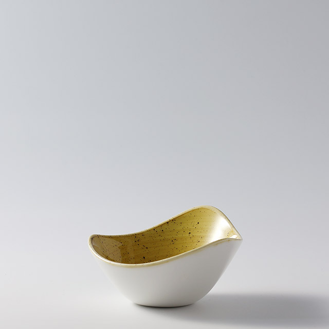 ロータスイエローボール