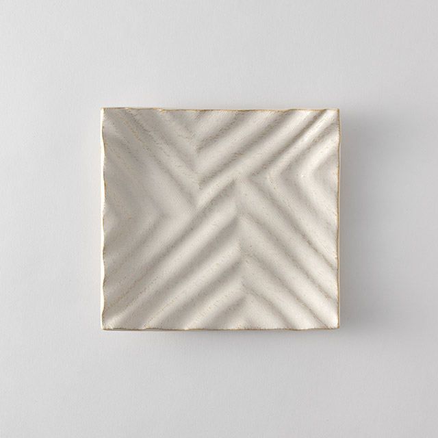 見野大介　波紋角皿白16cm