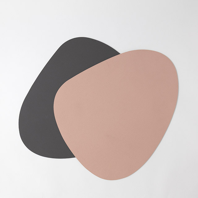 リバーシブルランチョンマット　ピンク／グレー