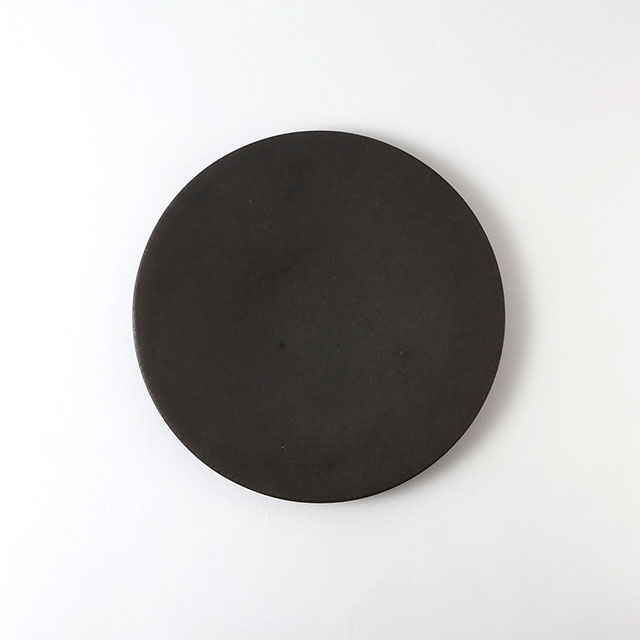松下広樹　黒丸プレート19.5cm