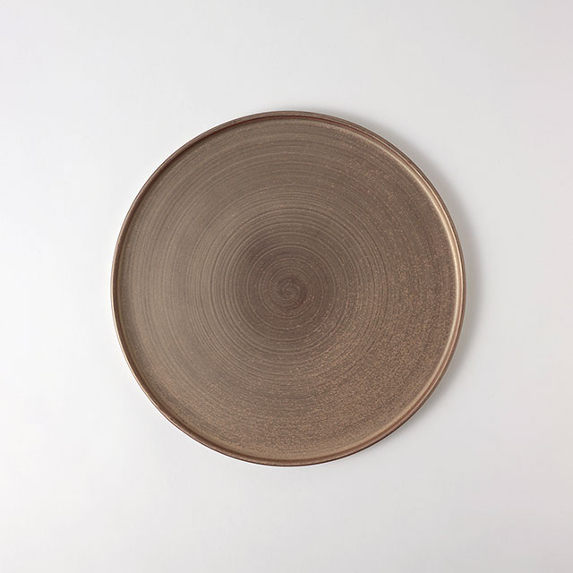 有田焼　晶金塗り渕付き丸皿　26.5cm