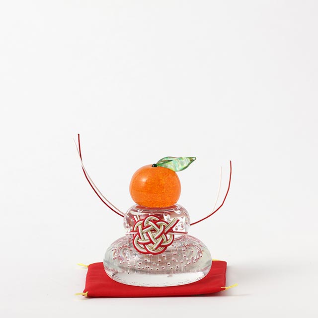 ガラス鏡餅福ぷく泡入り赤座布団