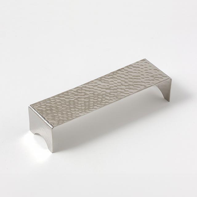 ステンレス　槌目高台盛皿