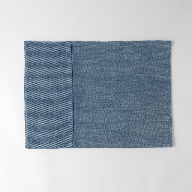 West Elm ブルーランチョンマット