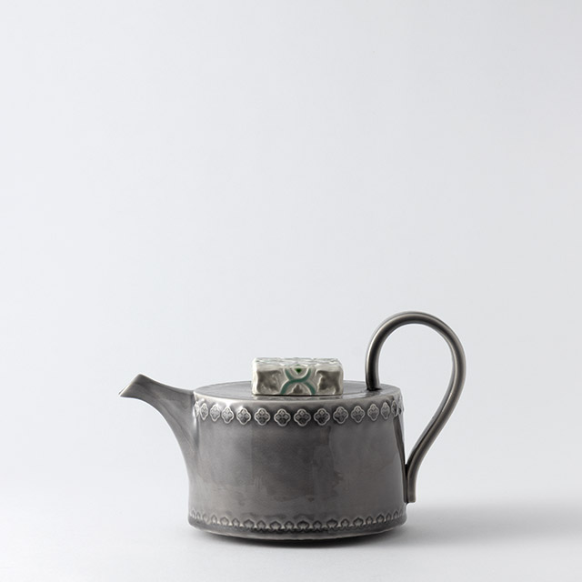 Bordallo Pinheiro　ティーポット　グレー