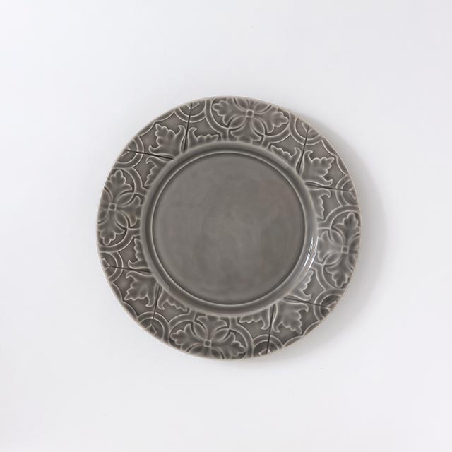 Bordallo Pinheiro　ディナープレート