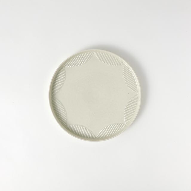 小倉夏樹　切立フラットプレート（M)　白