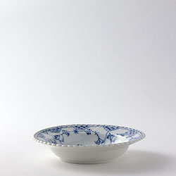 ロイヤルコペンハーゲン ブルーフルーテッド フルレース スープ皿(クラシック50%|旧3,190円)