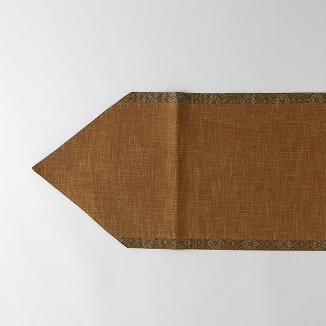 和)テーブルランナー辛子縁トリミング