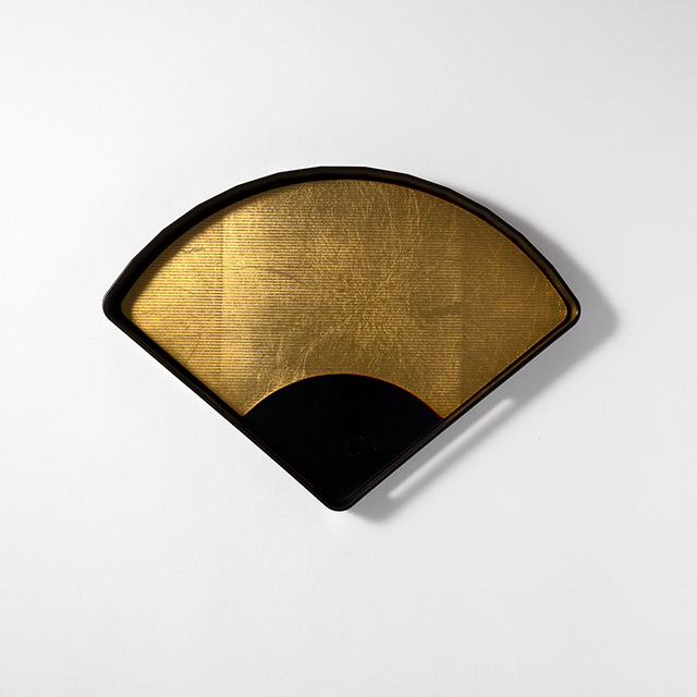 漆扇型 中敷付き盛皿