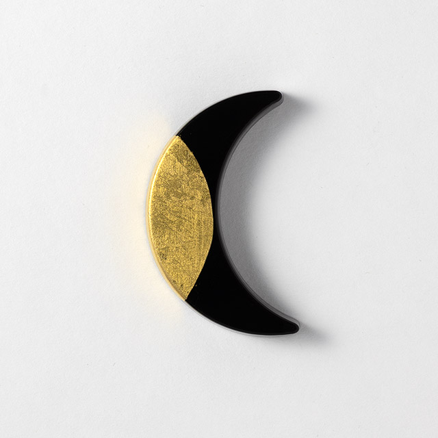 漆　黒箸置　三日月