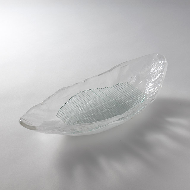 ガラス淡雪小判　中盛皿J　ギンス付