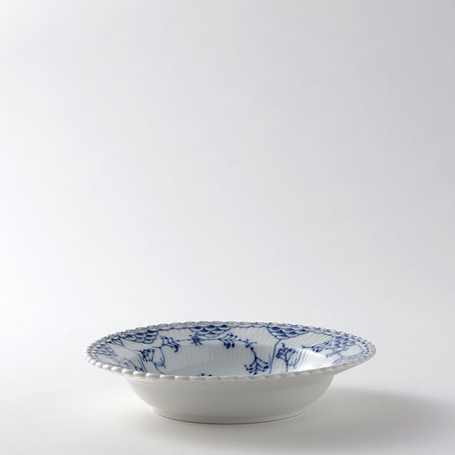 ロイヤルコペンハーゲン ブルーフルーテッド フルレース スープ皿(クラシック50%|旧3,190円)