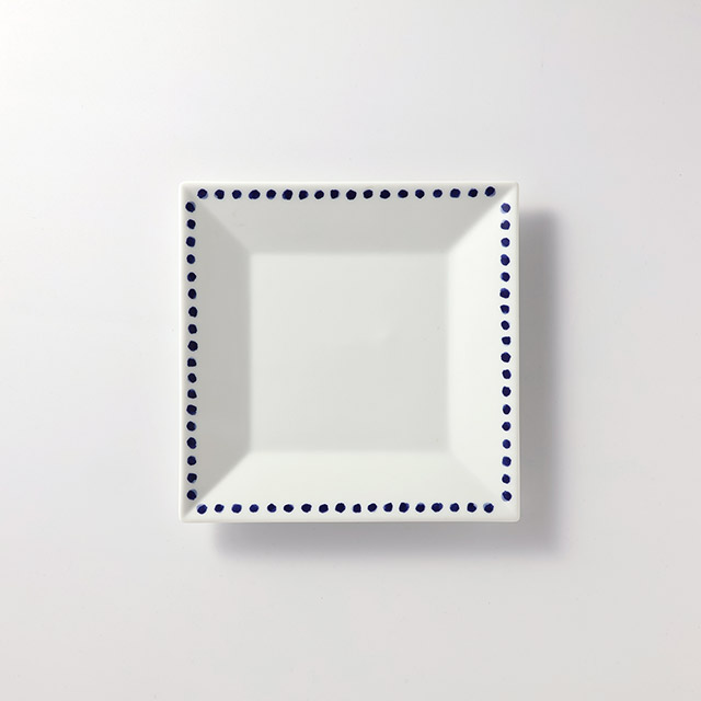 st-010 角皿21×21白地紺ドット