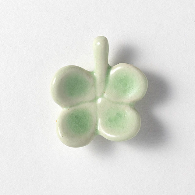 箸置 クローバー