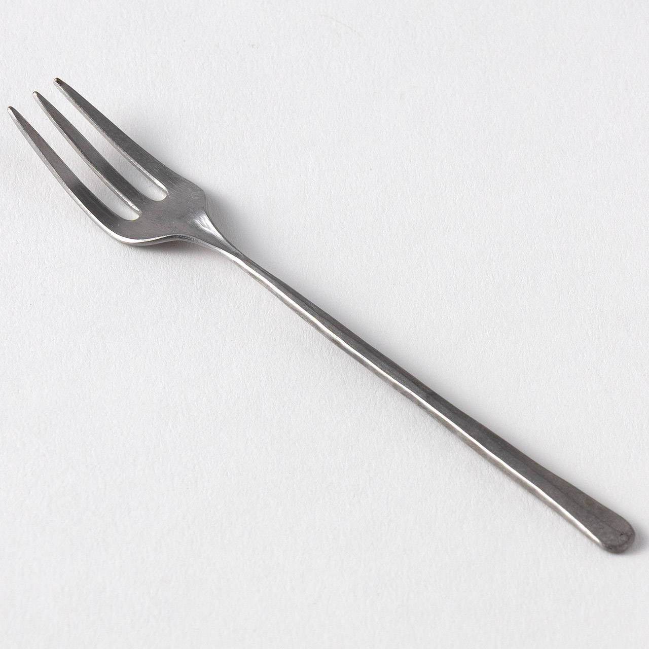 湯浅記央　ケーキフォーク　ステンレス