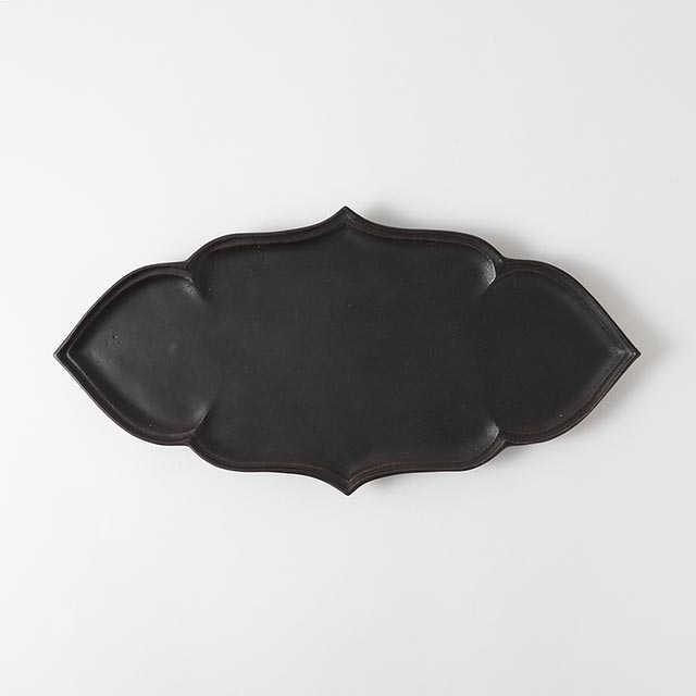 木下和美 黒輪花板皿