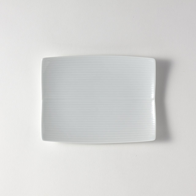 白磁ストライプ長角皿　白　16×12.5