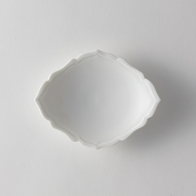 木下和美 白磁楕円小皿